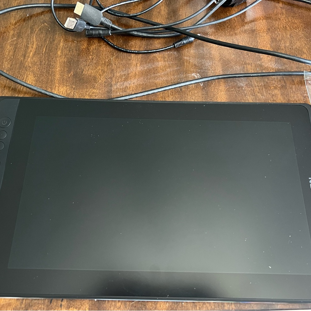 Black Graphics Tablet - Picture 3 of 3